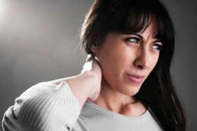 Ostéochondrose cervicale chez une femme
